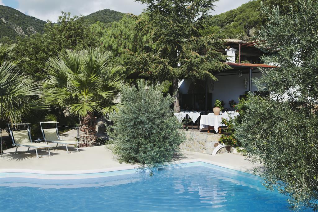 Hotel Rio Molas Muravera Buitenkant foto